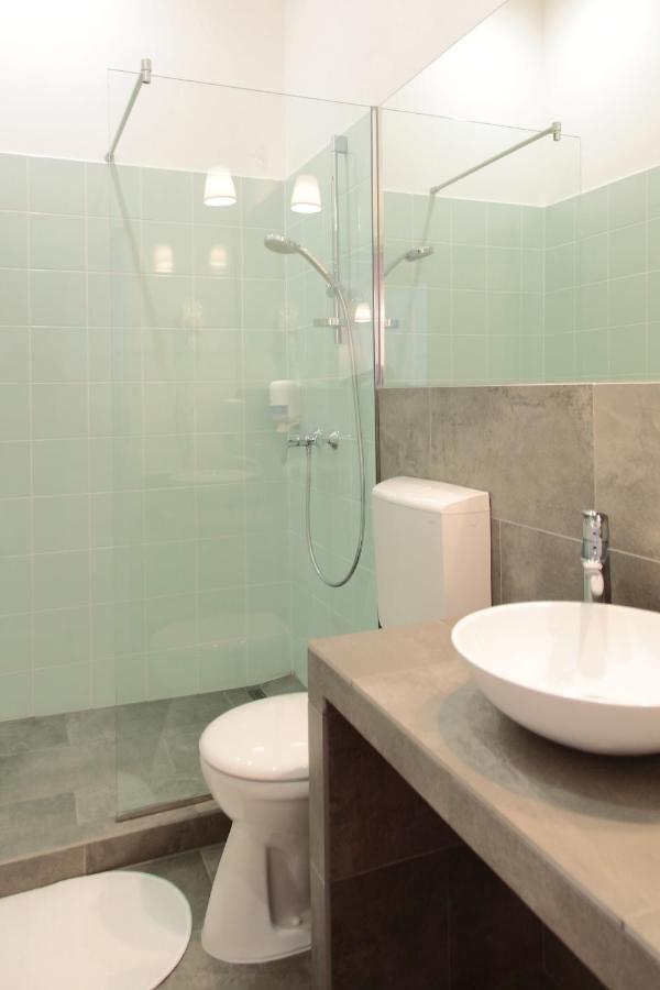 Maverick Apartments Budapest Eksteriør billede